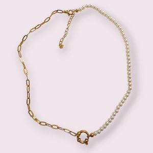 Price drop!! NWB slide Gold and Pearl Mixed Necklace
